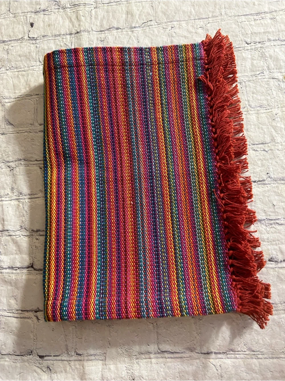 CRATE & BARREL MERCADO PLACEMATS RED MULTI STRIPED PATTERNED WITH FRINGE COTTON